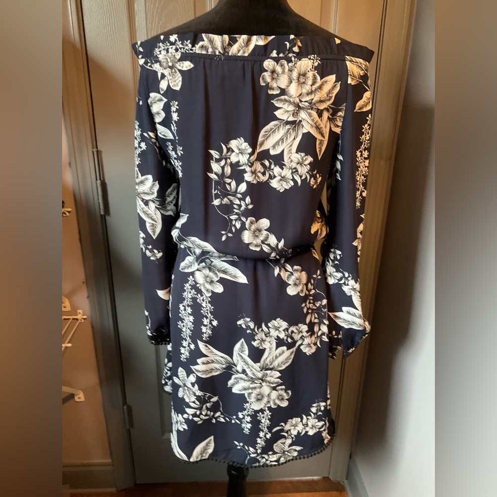 Sam Edelman size 4 navy & off white floral print dress - Picture 3 of 6